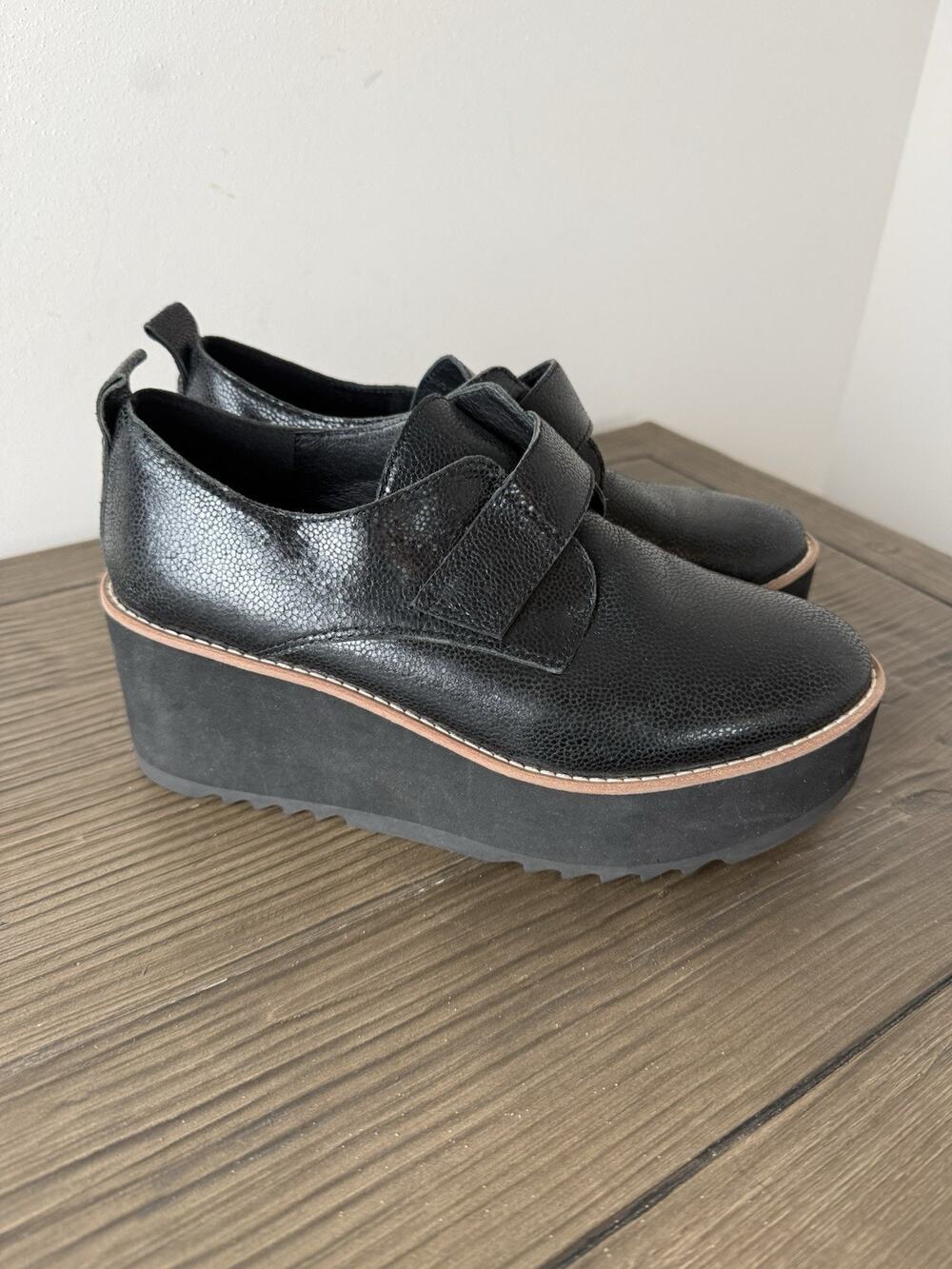 Eileen Fisher Zola Oxford Women 7 Leather Goth Minimalist Office Dark Academia